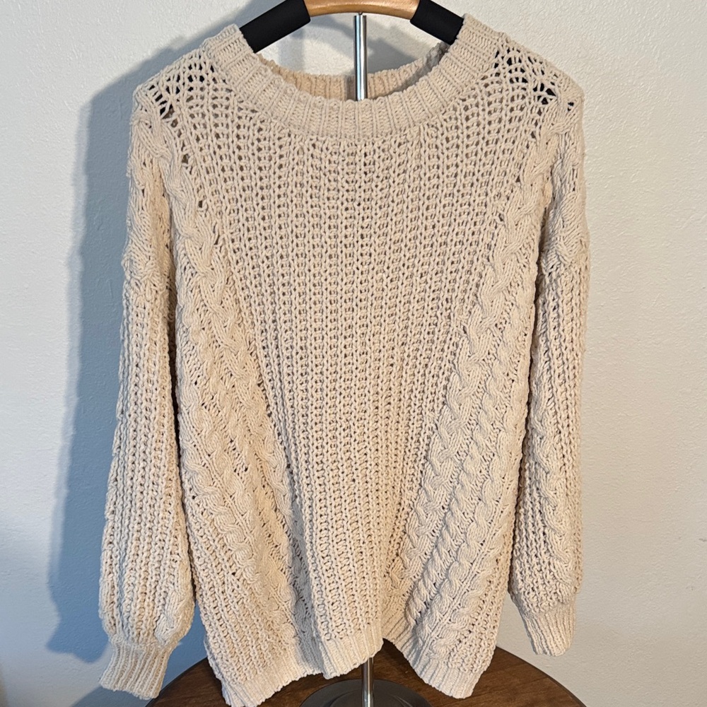 Pink Lily Cream Knit Sweater size small